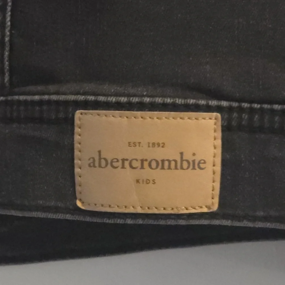 Abercrombie & Fitch classic black